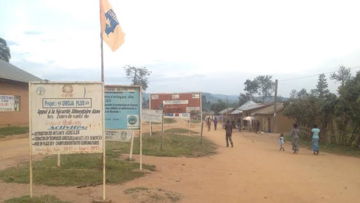 Lubero : Psychose à Luofu suite aux affrontements entre deux groupes armés à Kataro (Nord-Kivu)