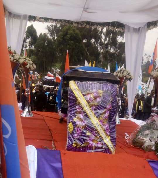 Direct Kanyambi : La dépouille du patriarche Venant Tshipasa Vangisivavi déjà sur le lieu (Nord-Kivu)