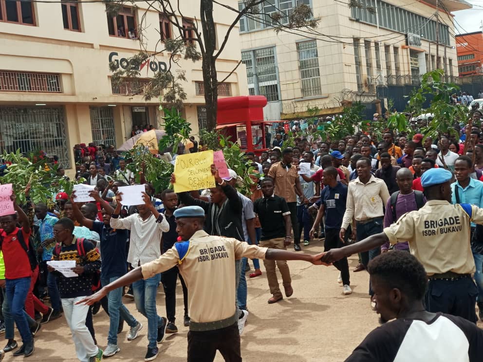 Sud-Kivu : Les étudiants de Bukavu dans la rue pour dire non à l’insécurité dans l’Est de la RD Congo
