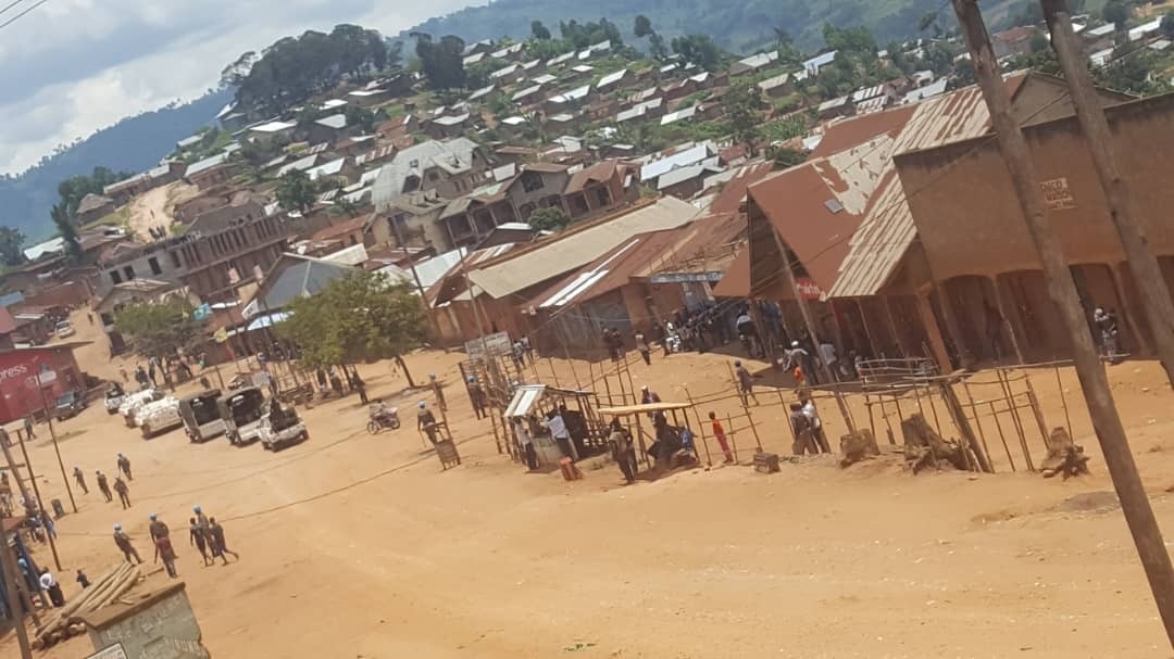 Lubero : Deux morts et près de 25 blessés, une délégation mixte du Gouvernement provincial, dépêchée à Kirumba (Nord-Kivu)