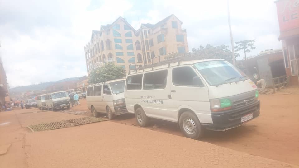Nord-Kivu : Hausse du prix de transport Butembo-Goma, les agences et les clients se lamentent