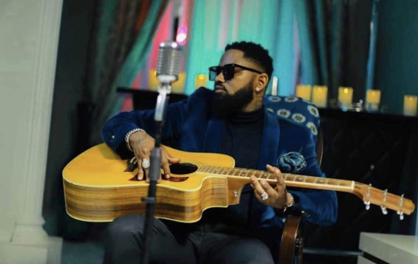 ‘‘Home acoustique’’ : Ferré Gola donne un exercice « pas facile » aux musiciens congolais