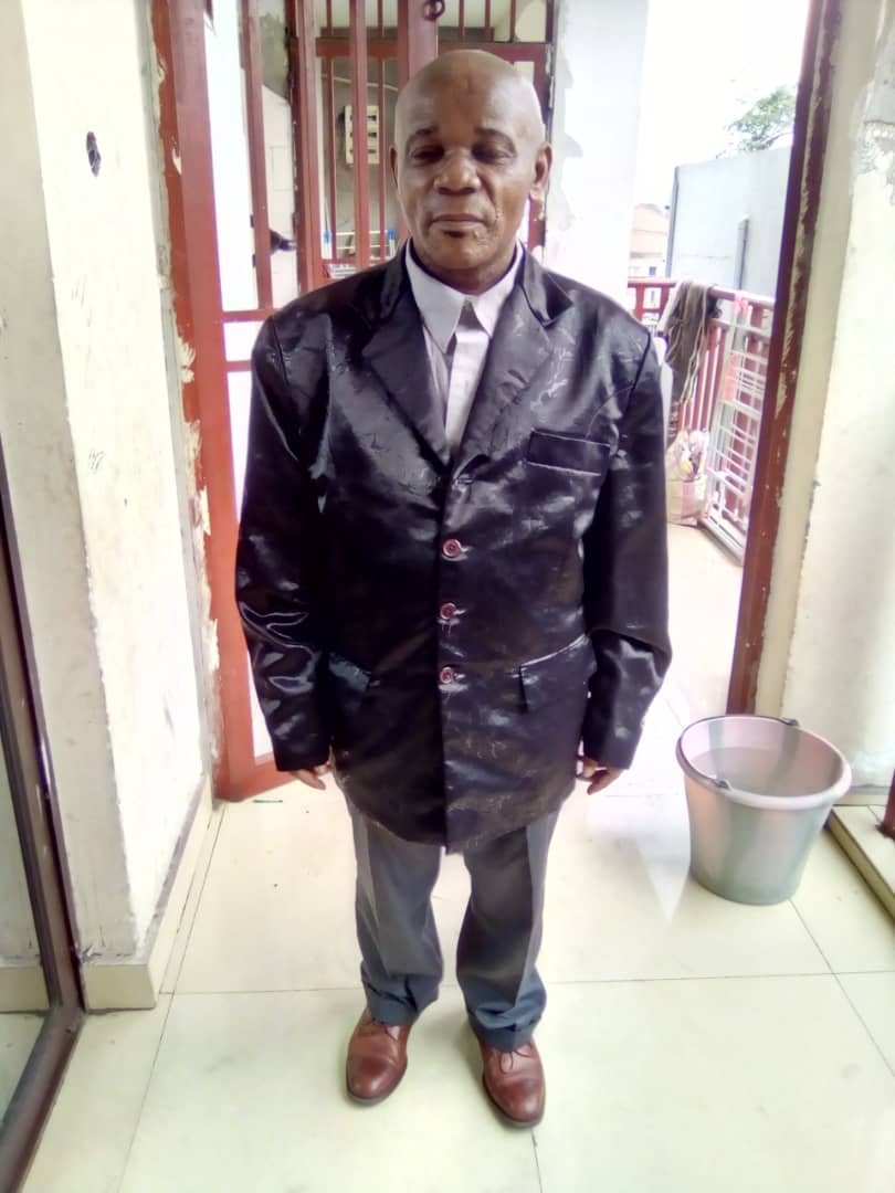Un pasteur pygmée bloqué à Kinshasa, plaide pour son retour à Beni