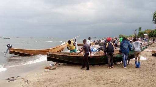 Rutshuru : 10 pêcheurs ougandais arrêtés sur le Lac Edouard