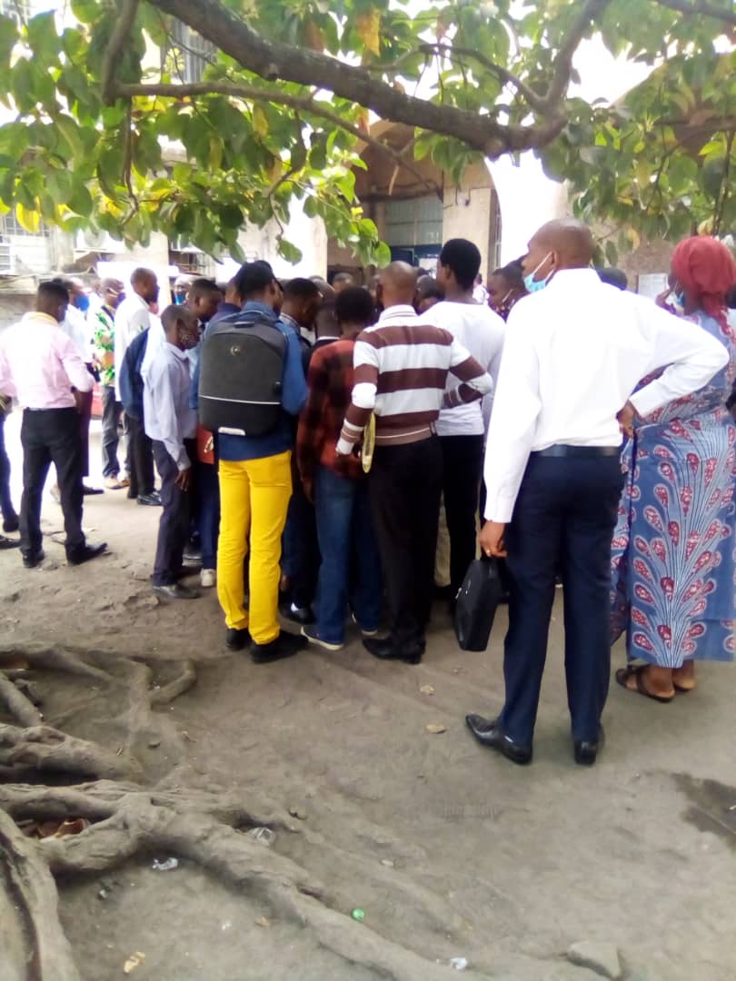 Kinshasa : Des dérapages signalés dans l&rsquo;organisation des épreuves de l&rsquo;exetat 2020.