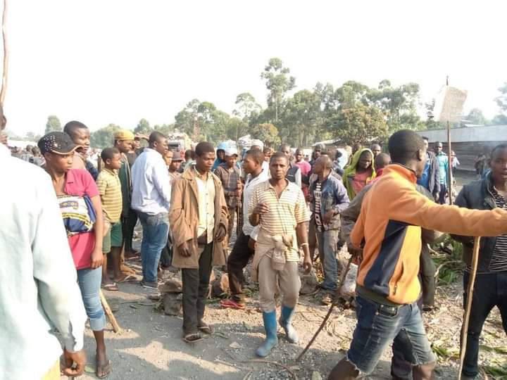 Masisi : Vive tension à Mubambiro, les ex-combattants barricadent la route Goma-Sake