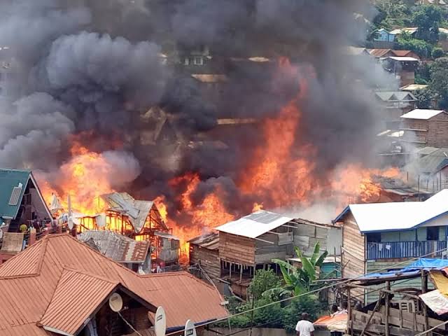 Bukavu: La société civile alerte sur l&rsquo;absence d&rsquo;un véhicule anti-incendie.
