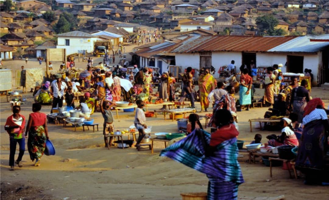 Lubero: La jeunesse de kanyabayonga récolte des biens pour la charité avec les victimes de massacres de Beni