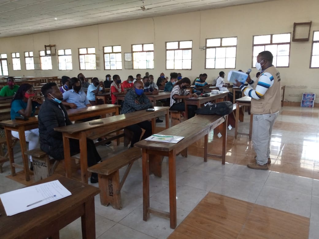 Goma/ COVID19 : En partenariat avec Breakthrough action/USAID, la DPS lance la session d&rsquo;information sur la vaccination dans le milieu universitaire