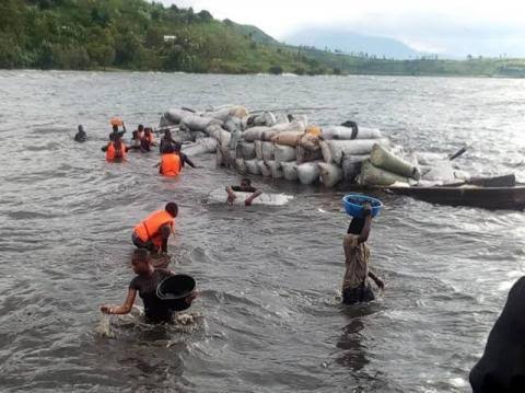 Sud-Kivu : Naufrage à kalehe, une vieille pirogue fait des morts
