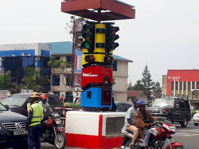 Goma:  un opérateur économique finance les travaux d&rsquo;un nouveau robot roulage intelligent au rond point Mutinga