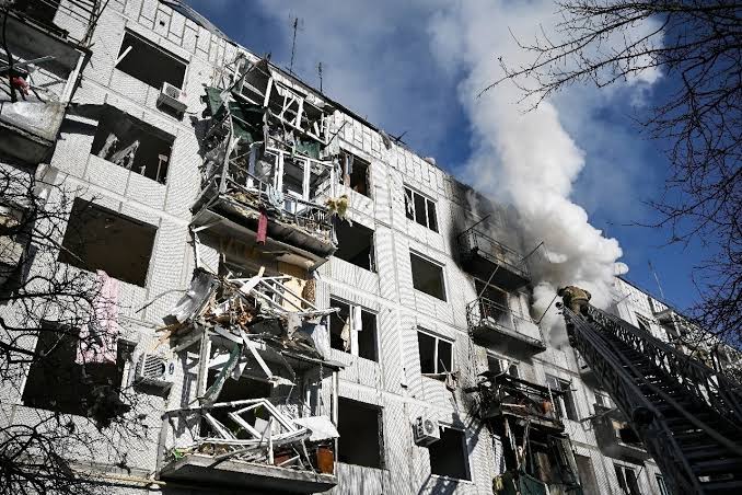 Monde :En Ukraine, experts et enquêteurs sur la piste des crimes de guerre et crimes contre l&rsquo;humanité
