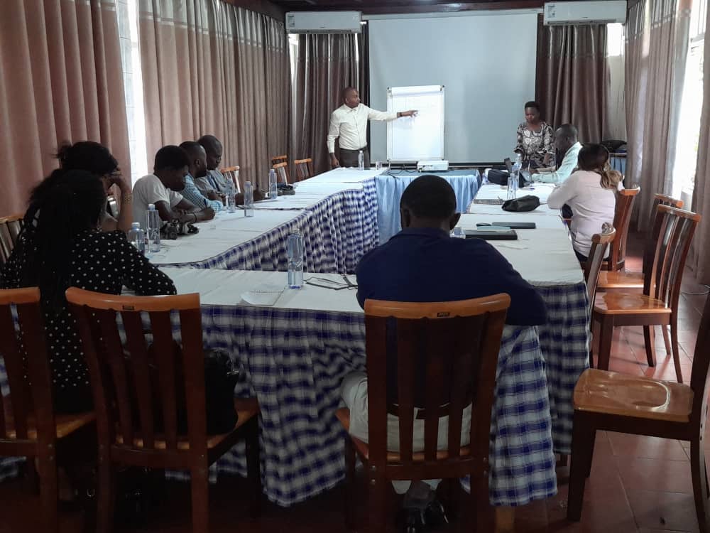 Goma: une dizaine  des journalistes  en formation  sur la gestion contre les rumeurs  et infodemie sur le vaccin  contre la covid-19.