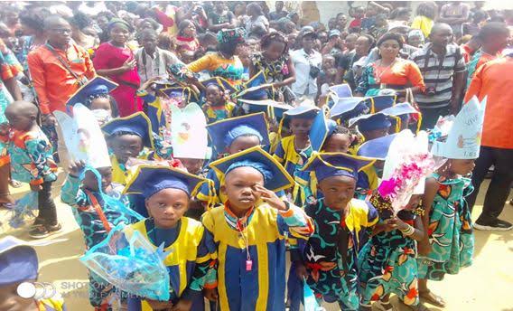 RDC : La collation des grades pour les enfants finalistes de l&rsquo;école maternelle frappée d&rsquo;interdiction (Ministre Epst)