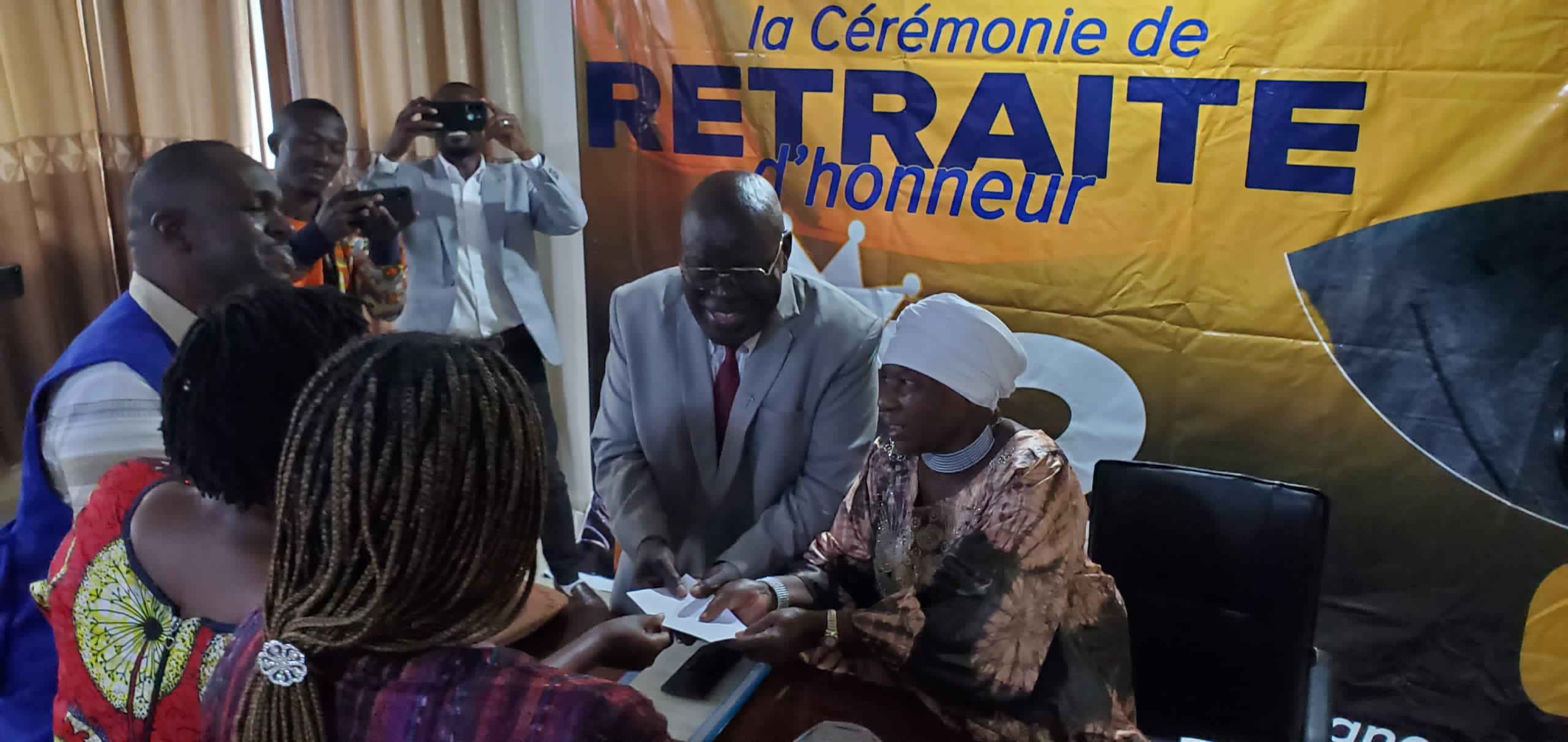 Nord-Kivu : L&rsquo;UNPC honore  Esdras Kasereka Makoma pour ses 52 ans de service dans les médias 