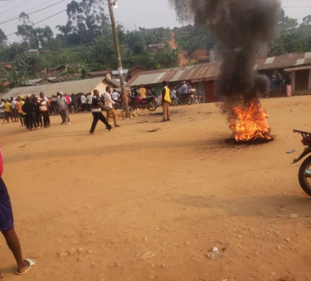 Manguredjipa : Marche de la communauté Bhele, l&rsquo;Administrateur du territoire de Lubero dénonce la tenue des discours de haine visant à mettre en péril la cohésion sociale dans le secteur de Bapere (Nord-Kivu)