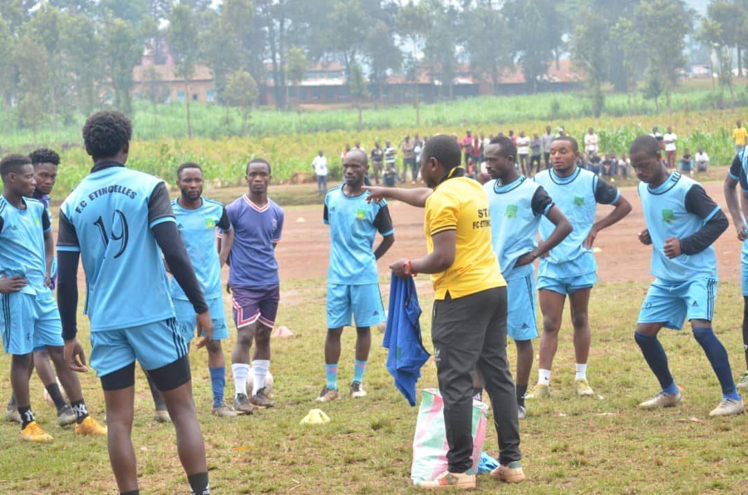 Football : Danny Bayaka est le nouvel Entraîneur du Football club Étincelles de Butembo