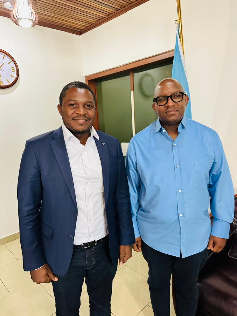 Élections du bureau définitif du sénat,Sama Lukonde reçois un soutien sans pareil du president du groupe parlementaire Bâtissons le Congo,(Hon. Rémy Mukweso)