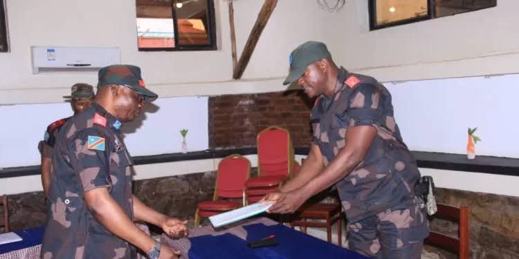 Lubero : « Je veux continuer votre travail, neutraliser les RDF/M23 et renforcer la sécurisation de la région », Général Major Bruno Mandevu au Général Chico