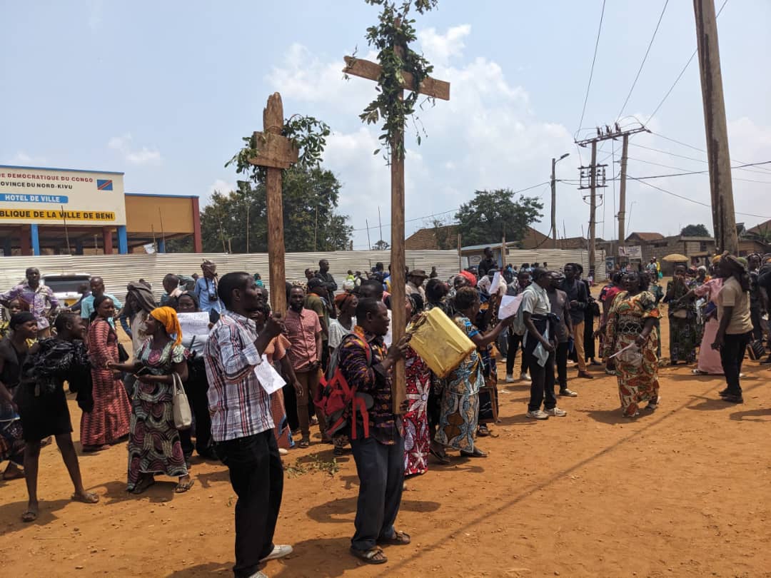Nord Kivu : Les enseignants de la sous division urbaine de Beni suspendent les cours suite à l&rsquo;assassinat de deux de leurs