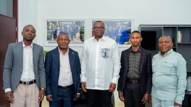 Kinshasa : Plaidoyer pour l&rsquo;indemnisation des opérations économiques de Lubero victimes de pillage lors de la progression du M23, la commission rencontre le Ministre du commerce extérieur