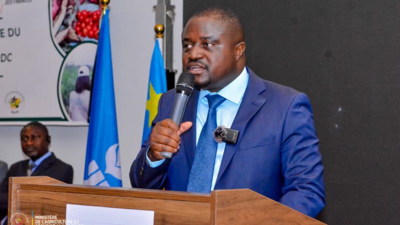 Guerre de l’Est : Muhindo Nzangi brise le tabou du dialogue et appelle à la libération totale avant toute messe politique