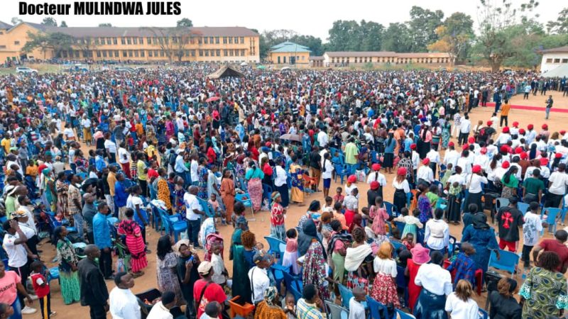 Haut-Katanga : Entre réveil spirituel et appel au civisme, le prophète Jules Mulindwa mobilise des milliers de fidèles à Likasi